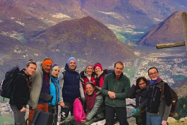 Domenica 12 maggio, con Trekking Italia, la presentazione del libro "Passo lento. Camminare insieme per l'inclusione"