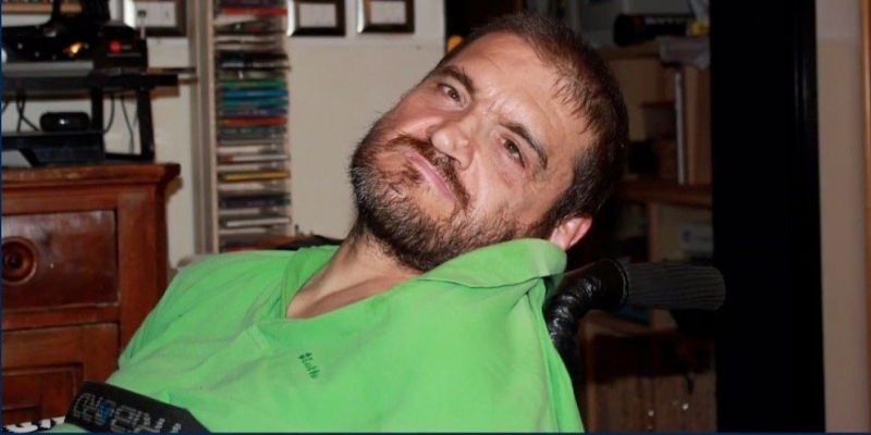 Il montacarichi di Luca Pieri
